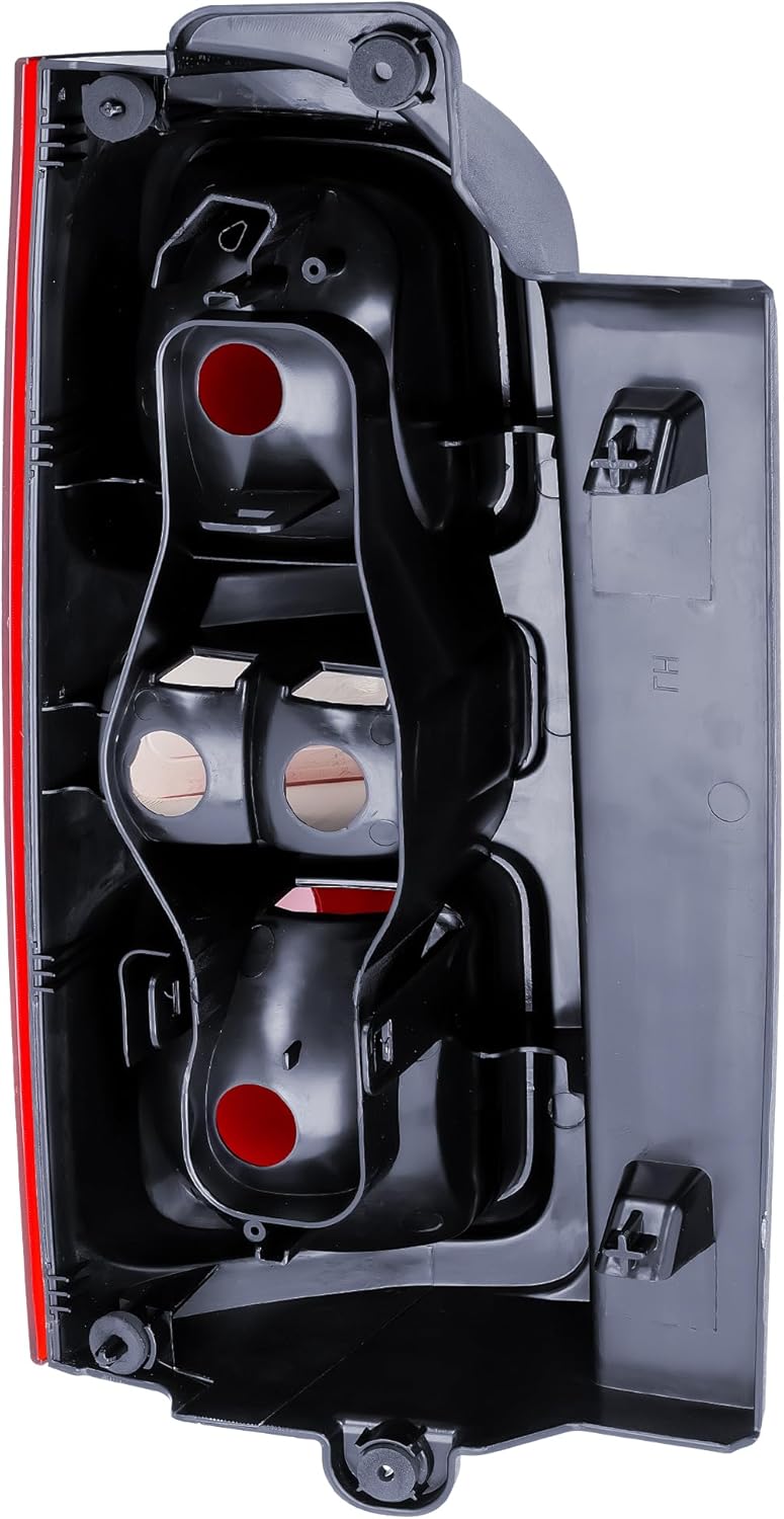 Aligoparts Driver RIGHT Side O/S Tail Light Rear Lamp  For Citroën Dispatch, Peugeot Expert, Vauxhall Vivaro, Fiat Scudo, Toyota ProAce (2019–2024)