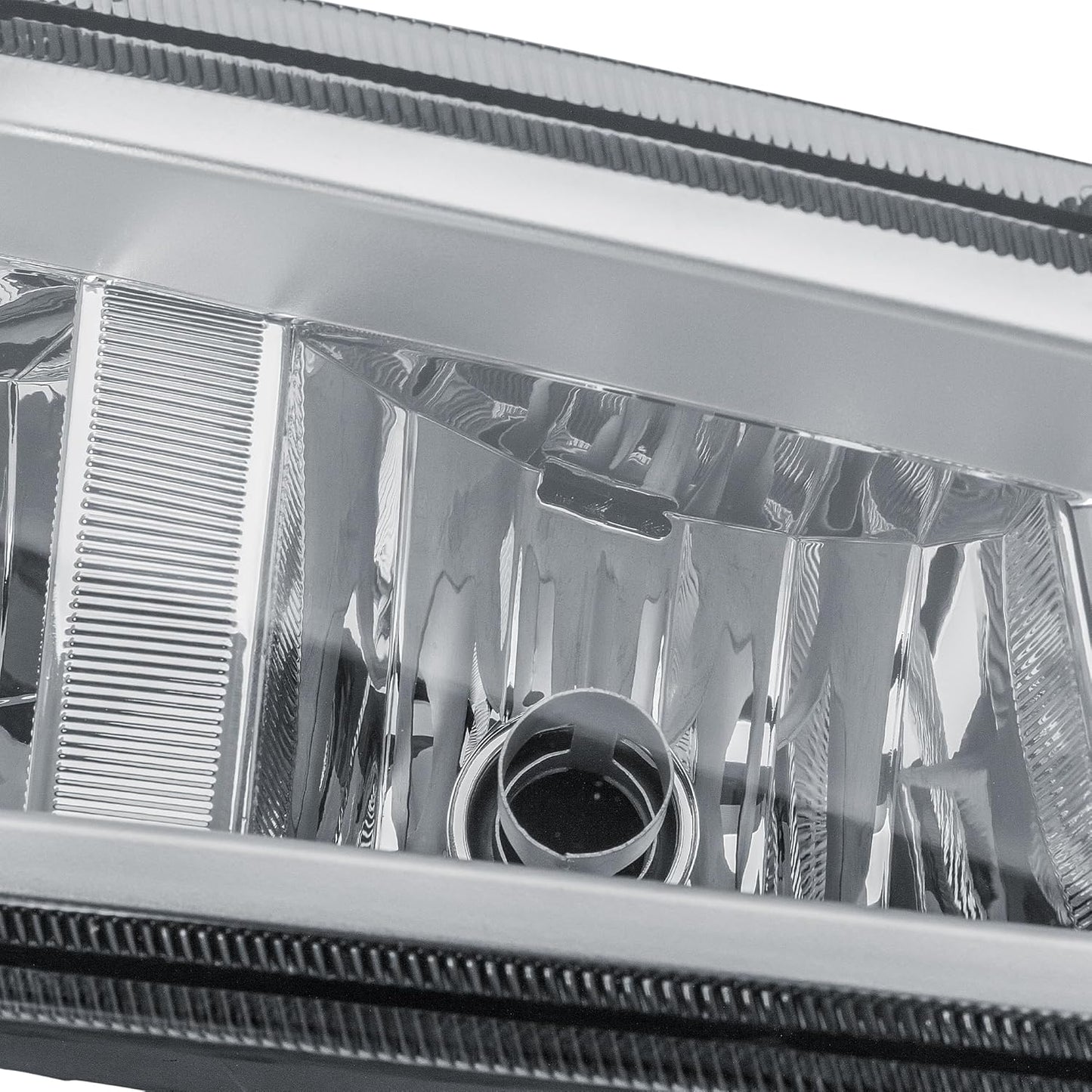Aligoparts Driver Right Side O/S Fog Light Lamp Chrome Strip with Spot Light 24V for Volvo FH FM Version 4 (2012–2020)